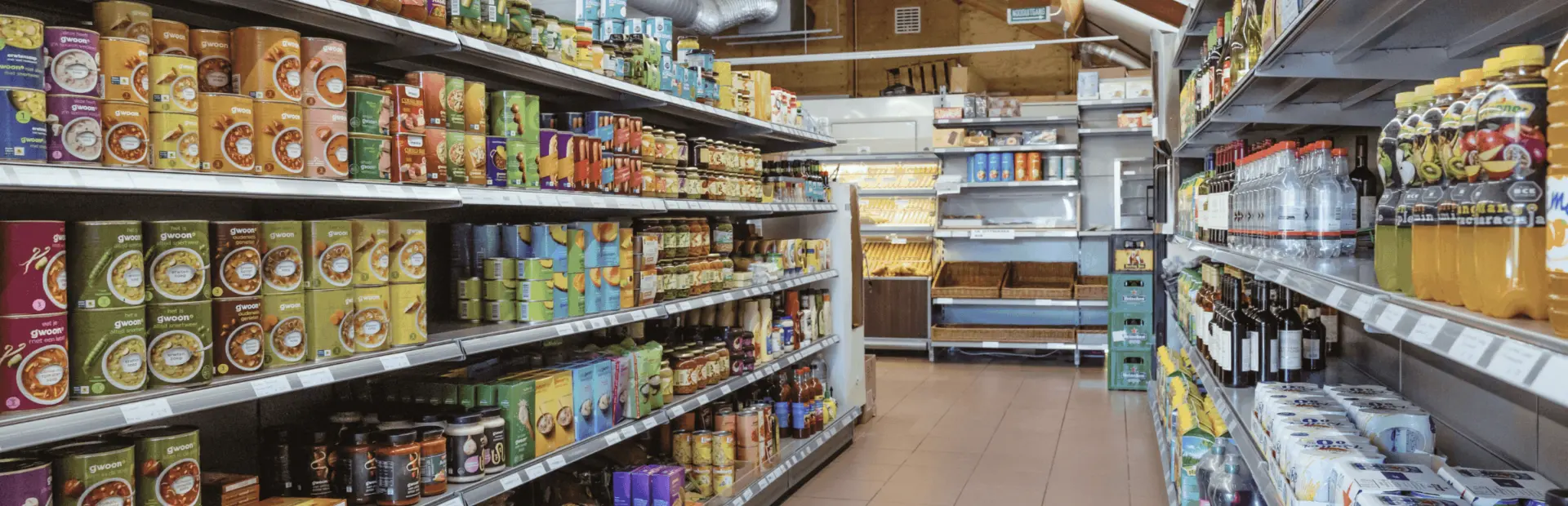 Camping Voorthuizen supermarkt 1