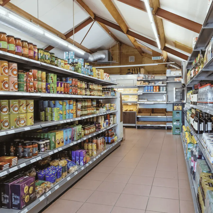 Camping Voorthuizen supermarkt 1