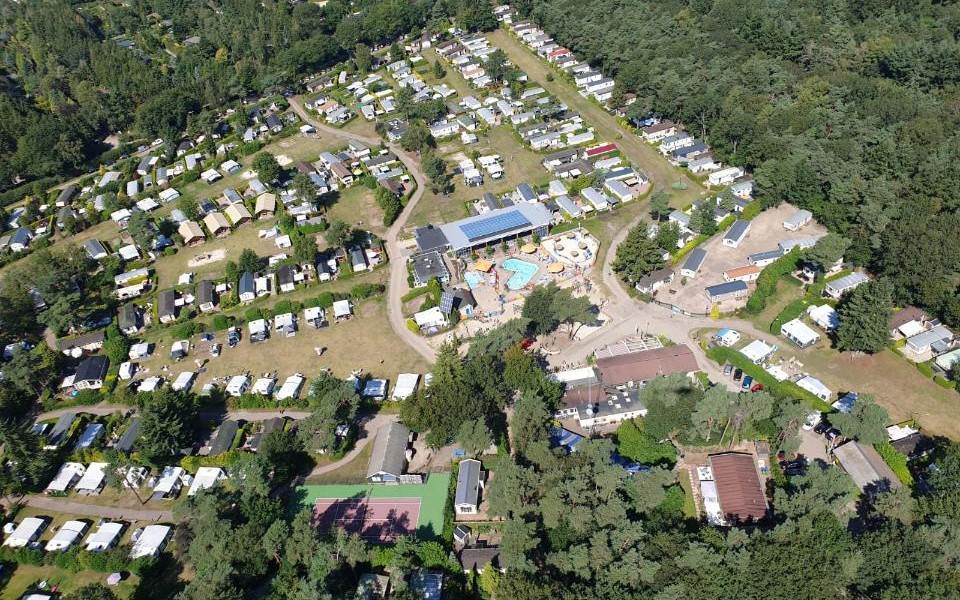 luchtfoto zwembad 2019