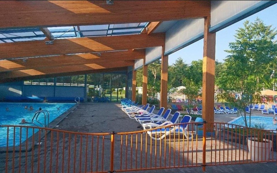 zwembad 2019 camping de zanderij 13.jpg